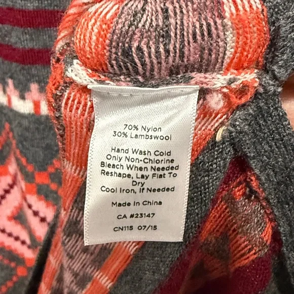 Talbots Petite Medium Lambswool Blend Geometric Heart Sweater - Picture 4 of 7